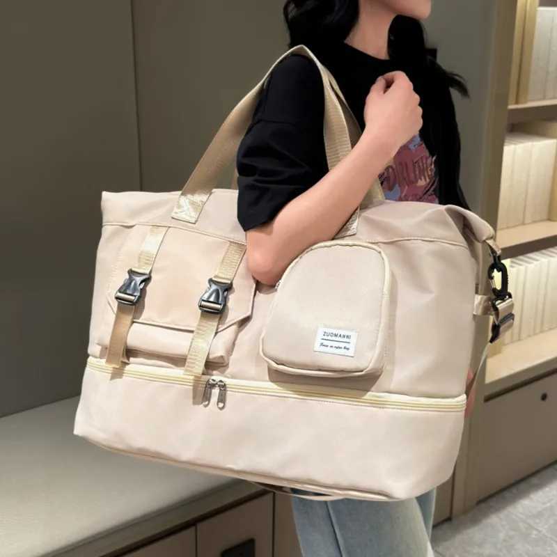 Large Capacity Multi-Functional Travel Duffel Bag Gym Tote with Multiple Compartments Durable Nylon Sports Bag W250618