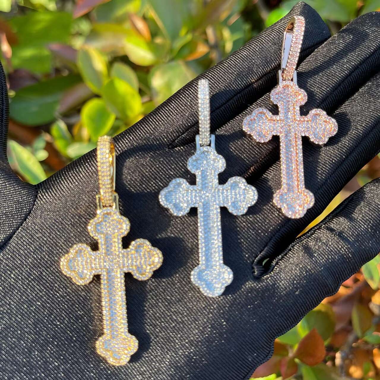 Mens Fully Iced Blinged Out Hip Hop VVS Diamond Cross Pendant Christian Spiritual Moissanite Jewelry Pendants Charms