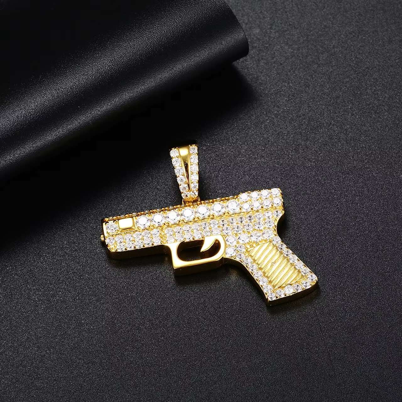 Small Pistol Gun Pendant 18K Gold 925 Sterling Silver Iced Hip Hop Style Full Moissanite Diamond Moissanite Pendants Charms
