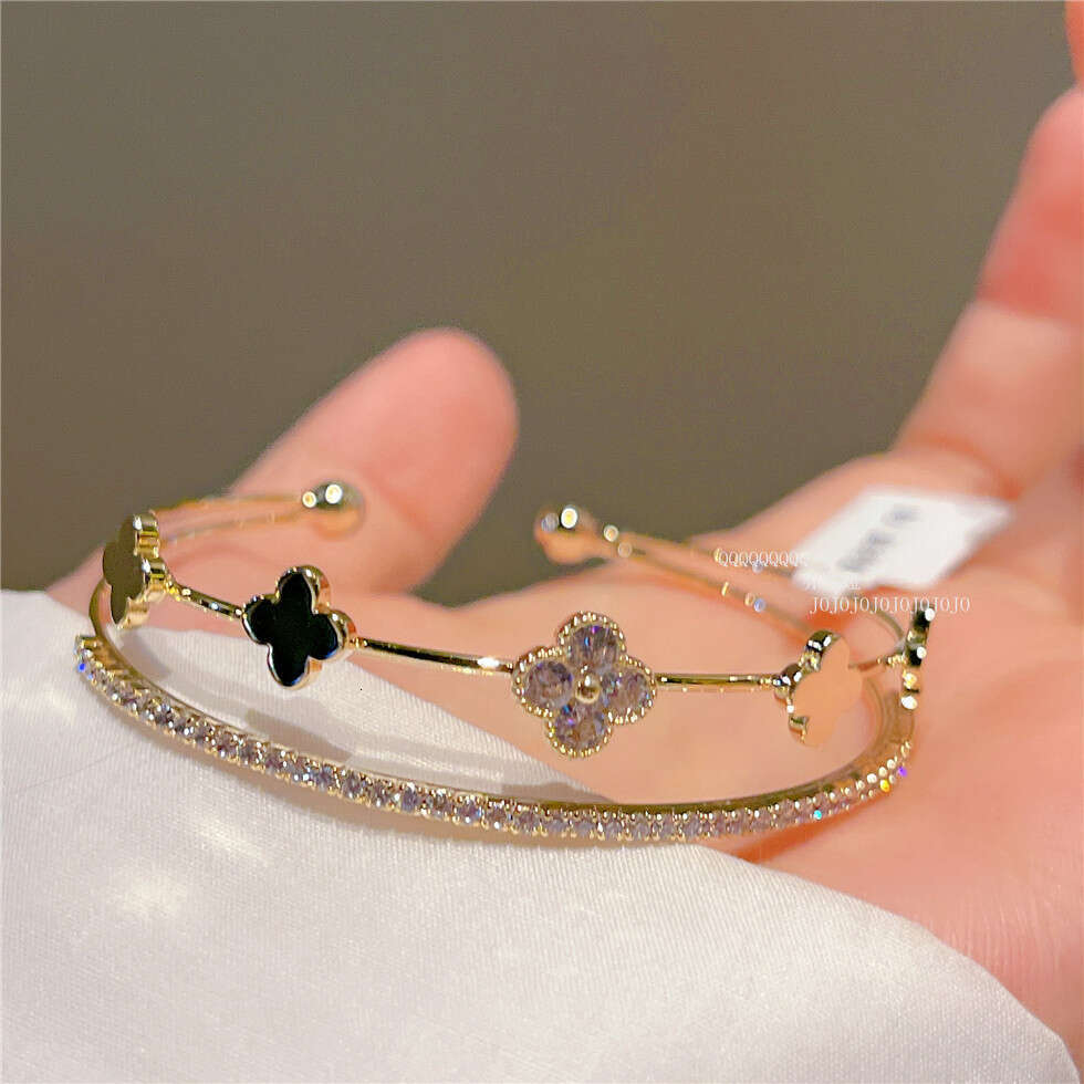 Korean Style Micro-Inlaid Transparent Four-Leaf JOJOACC 2022 Gold-Plated Zircon Inlaid Dia Bracelet