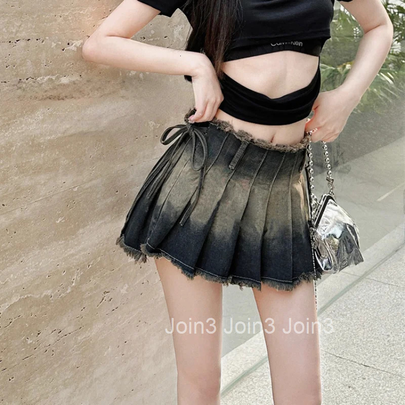 Pleated Clothes Womens Denim Skirt Pants Pleat Skirts for Woman Summer 2025 Premium Chorts A Line Korean Style Streetwear Jeans
