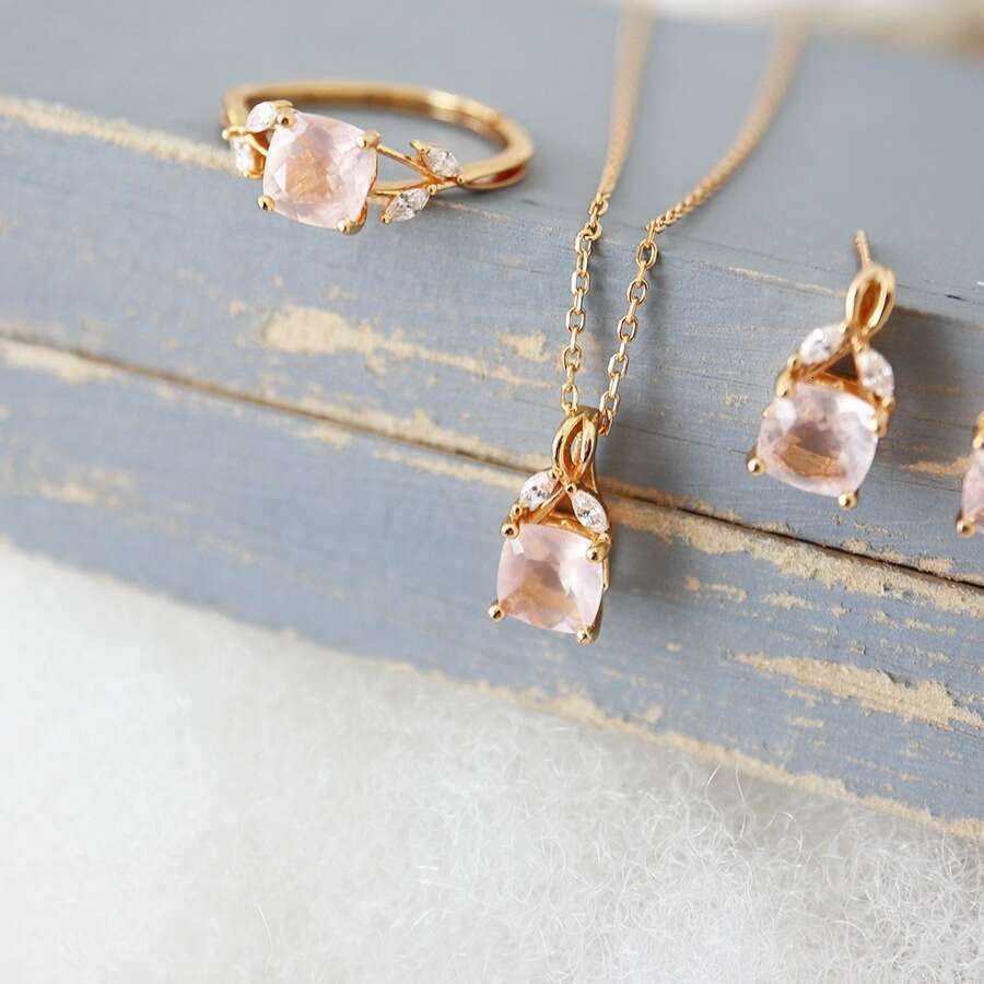 Gentle Atmosphere" Leaf Cross Hollow Natural Pink Quartz Earrings Versatile Necklace Light Luxury Ring Gift for Women