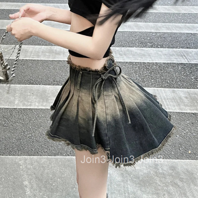 Pleated Clothes Womens Denim Skirt Pants Pleat Skirts for Woman Summer 2025 Premium Chorts A Line Korean Style Streetwear Jeans