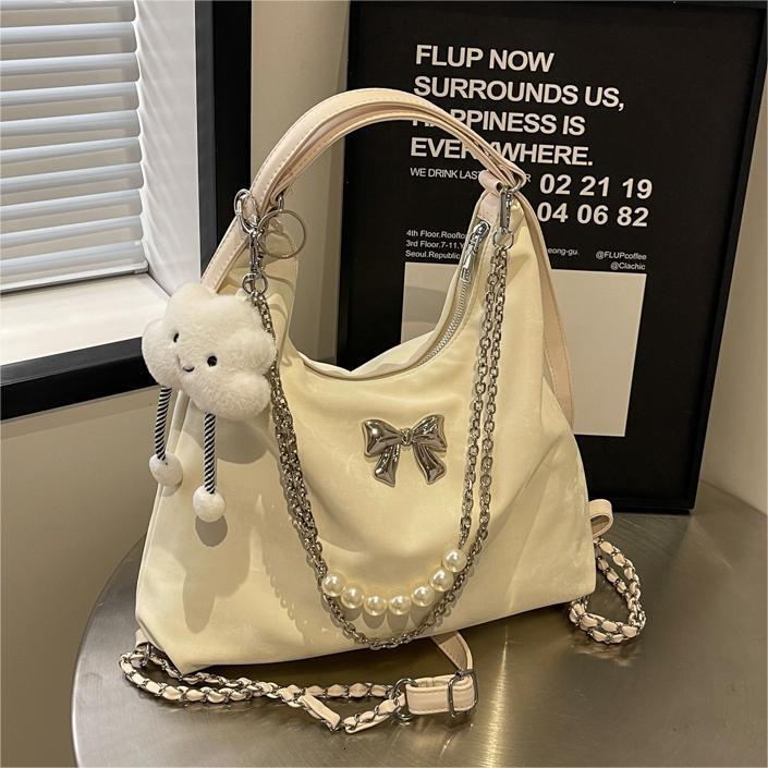 Free shipping designer Large Capacity Commuter Backpack for Women Spring/Summer New Fashionable Trendy Shoulder Bag
