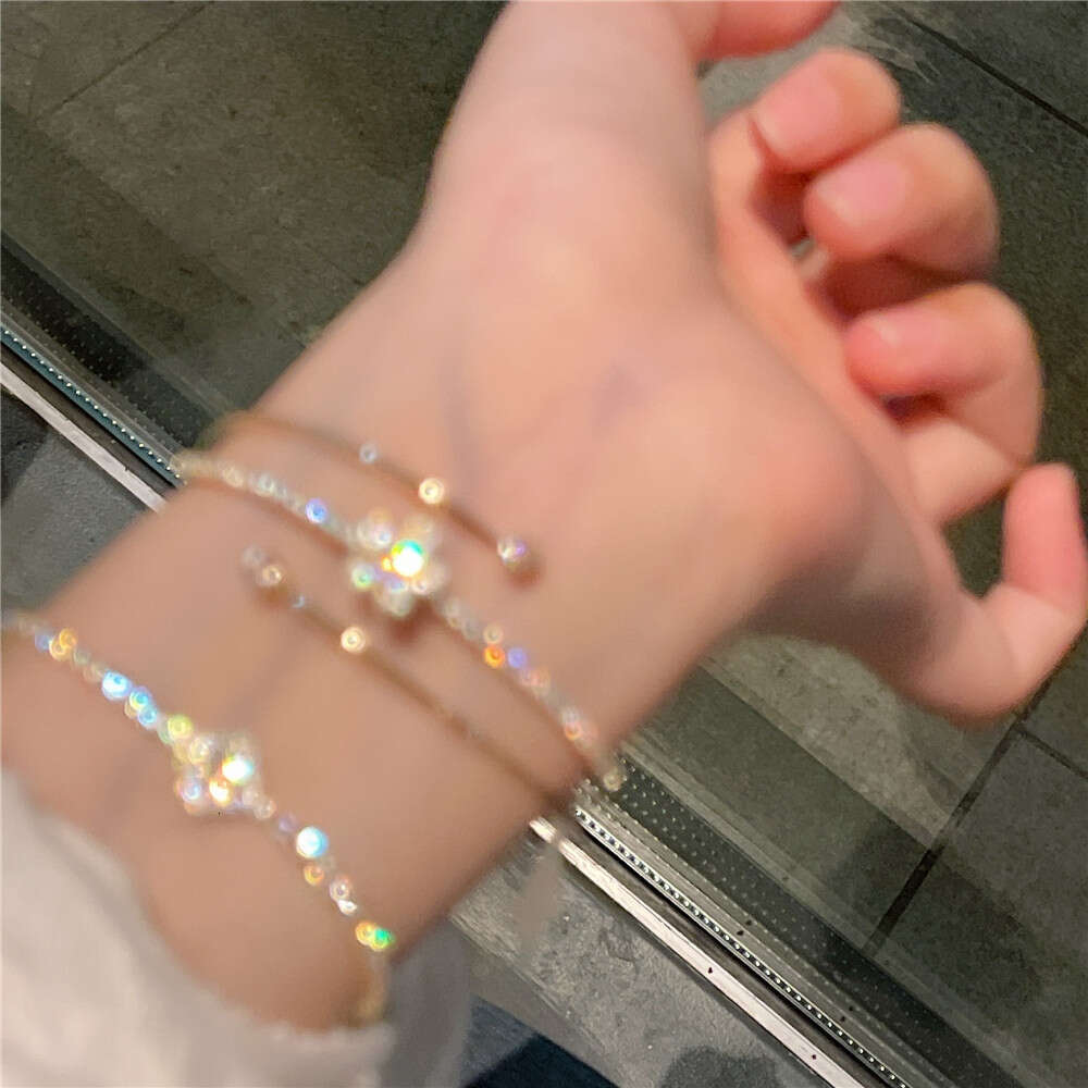 Sweet Minimalist Three-Layer Flower 2023 Ultra-Thin Simple Daily Adjustable Open Bracelet for Women