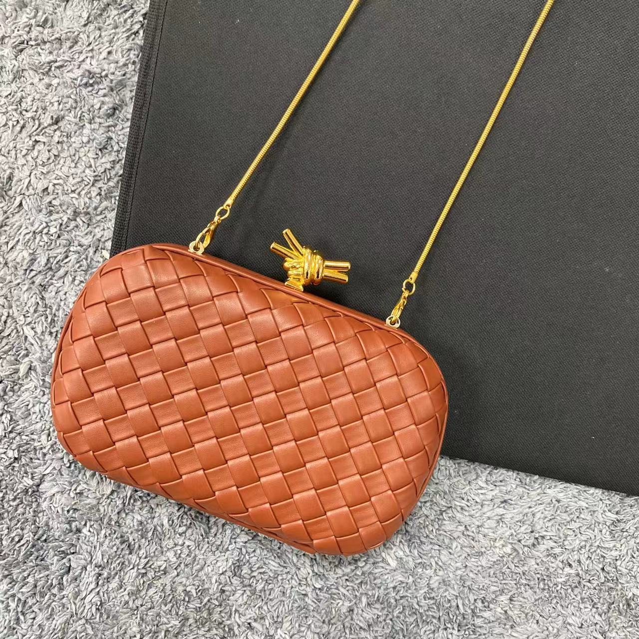 Free Shipping Designer 2025 New Luxury Bag Small High-end Woven Evening Bag Handbag Women's Fashionable Evening Bag