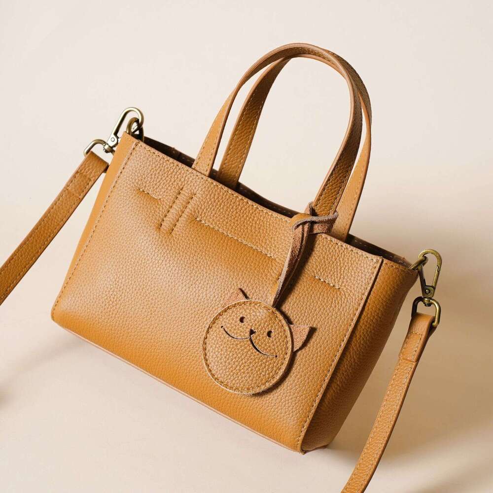 Women's Cowhide Smiley Face Handbag Shoulder Crossbody Bag Top Layer New Style High-Quality Texture Genuine Leather