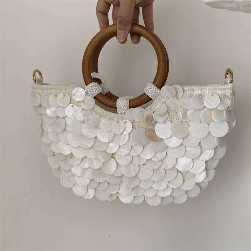 Handmade Handbags Fashion Wooden Circular Handle Women's Natural Shell Beaded Luxurious Design Summer Beach Tote Bag