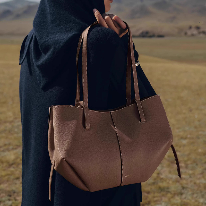 Free Shipping 2025 New Designer Bag Top Leather Women's Handbag Fashion High Quality Shopping Bag Genuine Leather Commuter Large Capacity Shoulde
