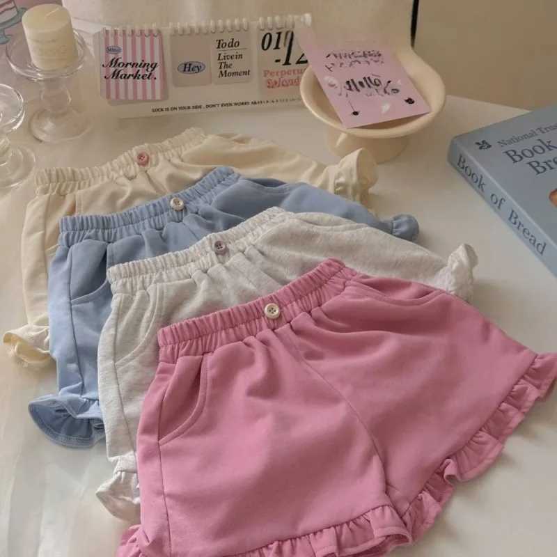 0-6Year Girls Shorts Pure Cotton 2025 New Baby Solid Color Korean Lace Pants Childrens Fashion Ruffled Brimmed Short PantsC250617