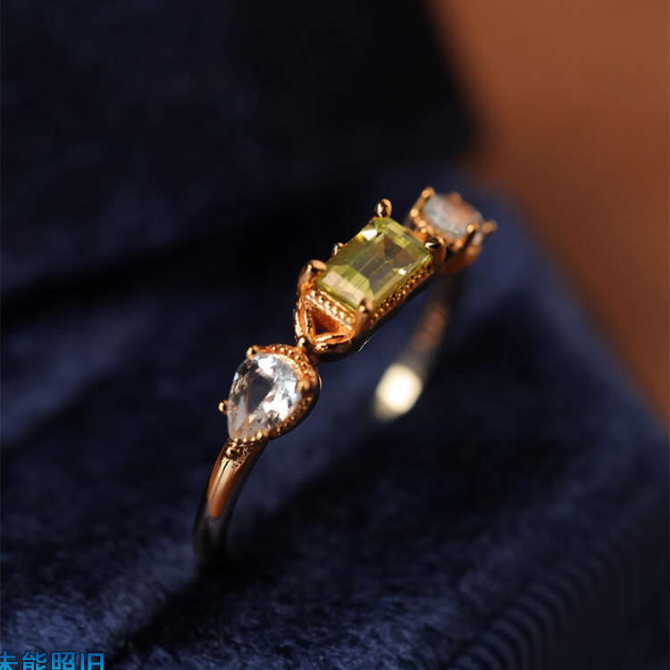 Peridot Design 14K Gold Plated Elegant Versatile Light Luxury Ring for Women
