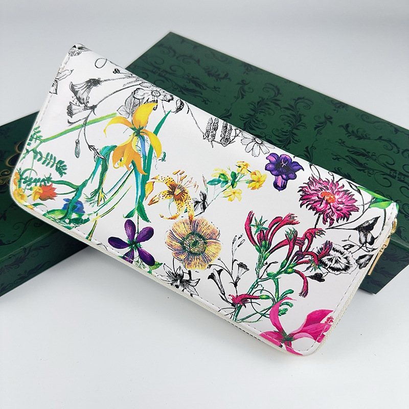 Luxury Bag Free Shipping Designer 2025 New Printed Women's Single Pull Wallet Single Pull Bag Mobile Phone Bag
