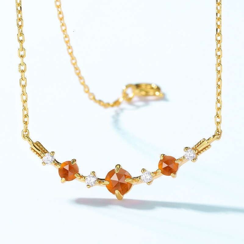 New Simple Geometric Orange Garnet Elegant Light Necklace Clavicle Chain