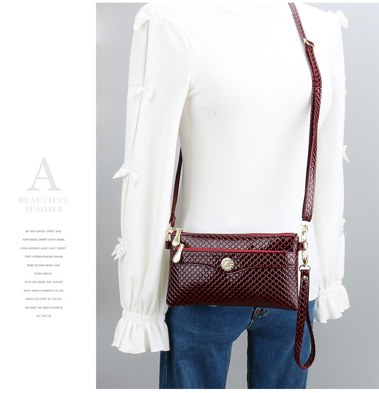 Free Shipping 2025 New Designer Bag High-end Trendy Snake Skin Pattern Solid Color Women's Handbag Casual Fashion High-quality Shopping Bag