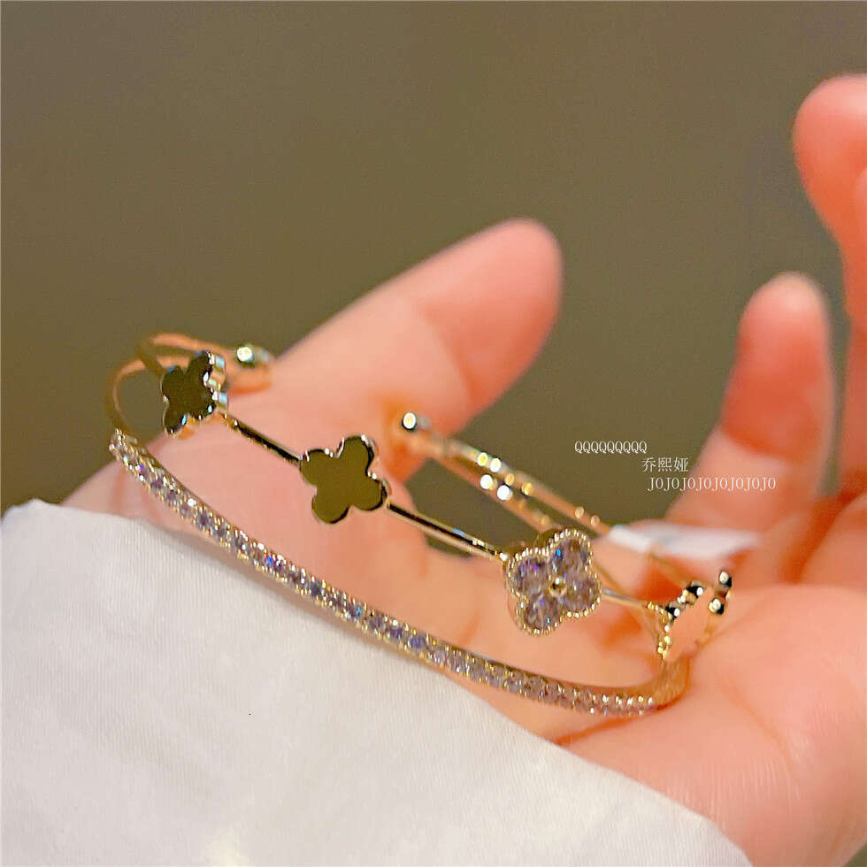 Korean Style Micro-Inlaid Transparent Four-Leaf JOJOACC 2022 Gold-Plated Zircon Inlaid Dia Bracelet
