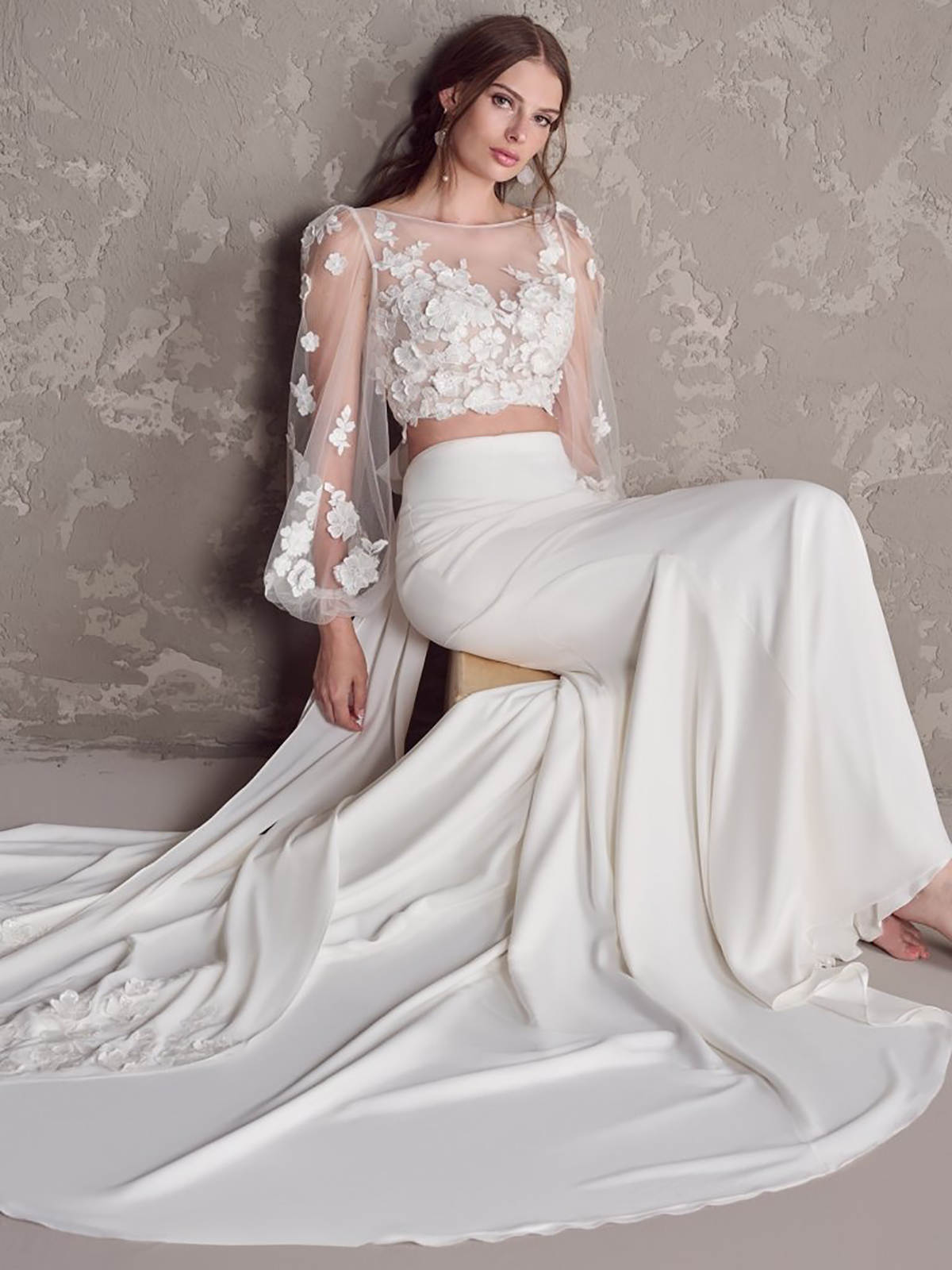 Exquisite Two Piece Mermaid Wedding Dress Illusion Tulle Applique Long Sleeve and Chiffon Bridal Scoop Neck Custom Made Gowns