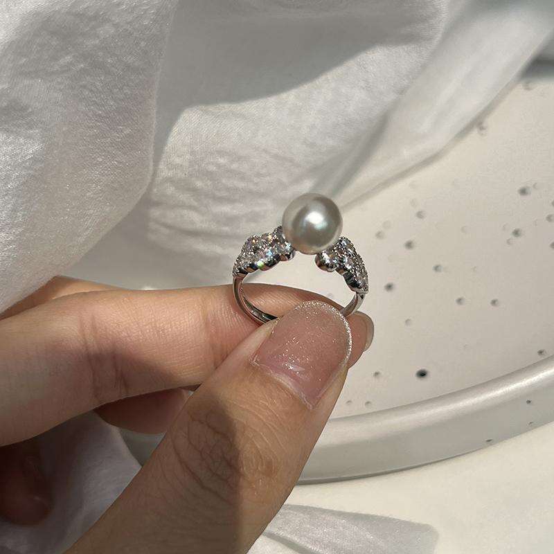 Light Luxury Zircon Pearl Mother-of-Pearl Ring Women, High-End Sense, Adjustable Ring, New Style for Index Finger