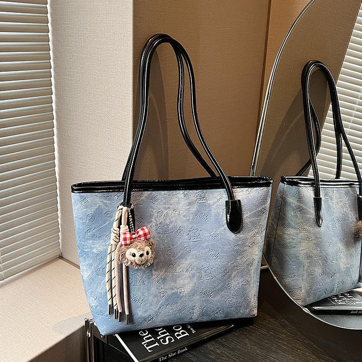 Free shipping designer Trendy Large Capacity Tote Bag for Women 2025 New Versatile Color-Block Student Class Commuter Shoulder Bag Underarm Bag
