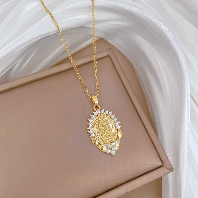 Fashion Exquisite Gorgeous Virgin Mary Necklace Classic Personalized Flower Hundred Stainless Steel Lucky Girl Party Gift W250618