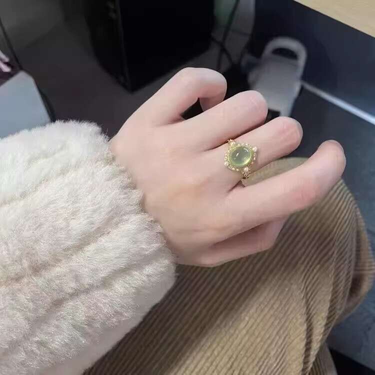 Same Style Fresh Green Simple Elegant Light Luxury Unique Niche Design High-end Ring