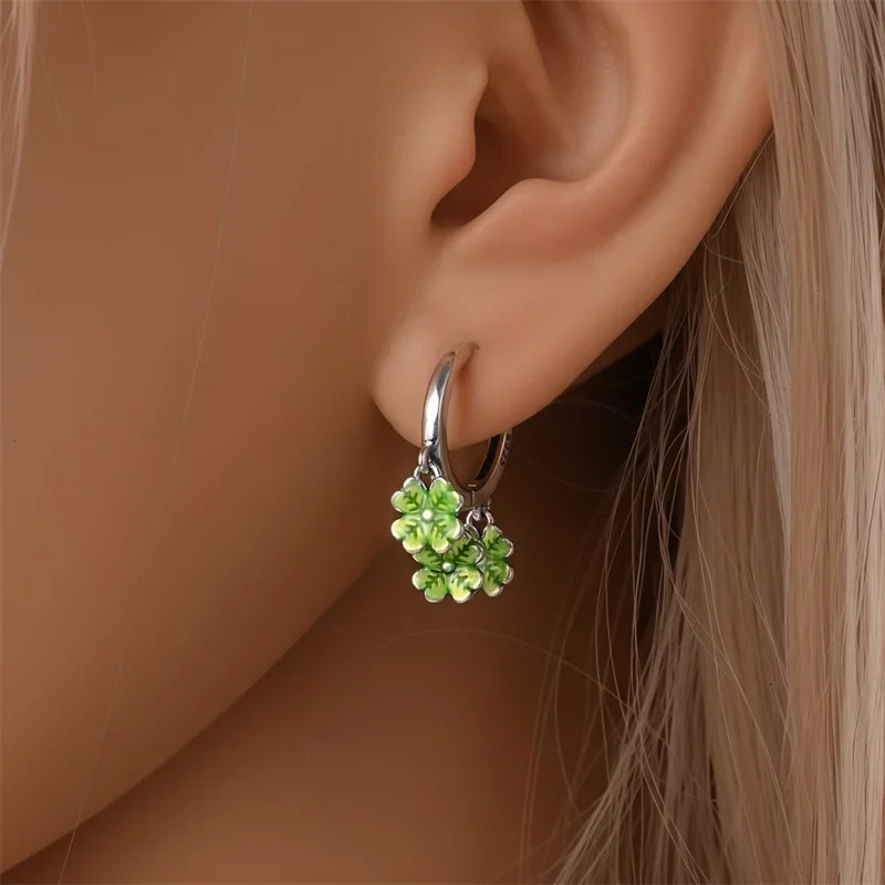 Original Earrings 925 Silver Fruit Series Cherry Strawberry Hoop Earrings Ear Studs Zircon Making Jewelry for Women Girl Party 250617