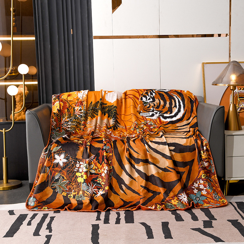 Designer thickened double layer composite high weight polyurethane digital printing European American light luxury blanket