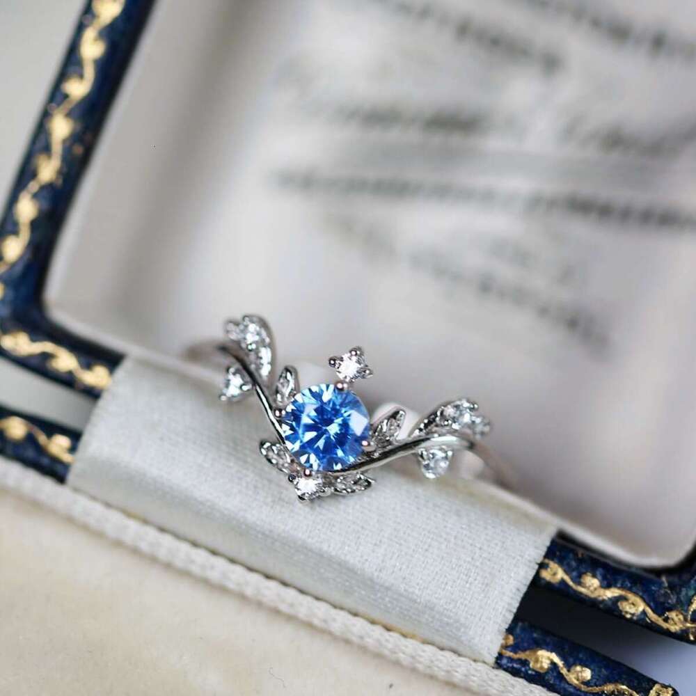 Tears of the Ocean" Niche High Imitation Natural Stone Sea Blue Zircon Sparkling Light Luxury Versatile Simple Ring