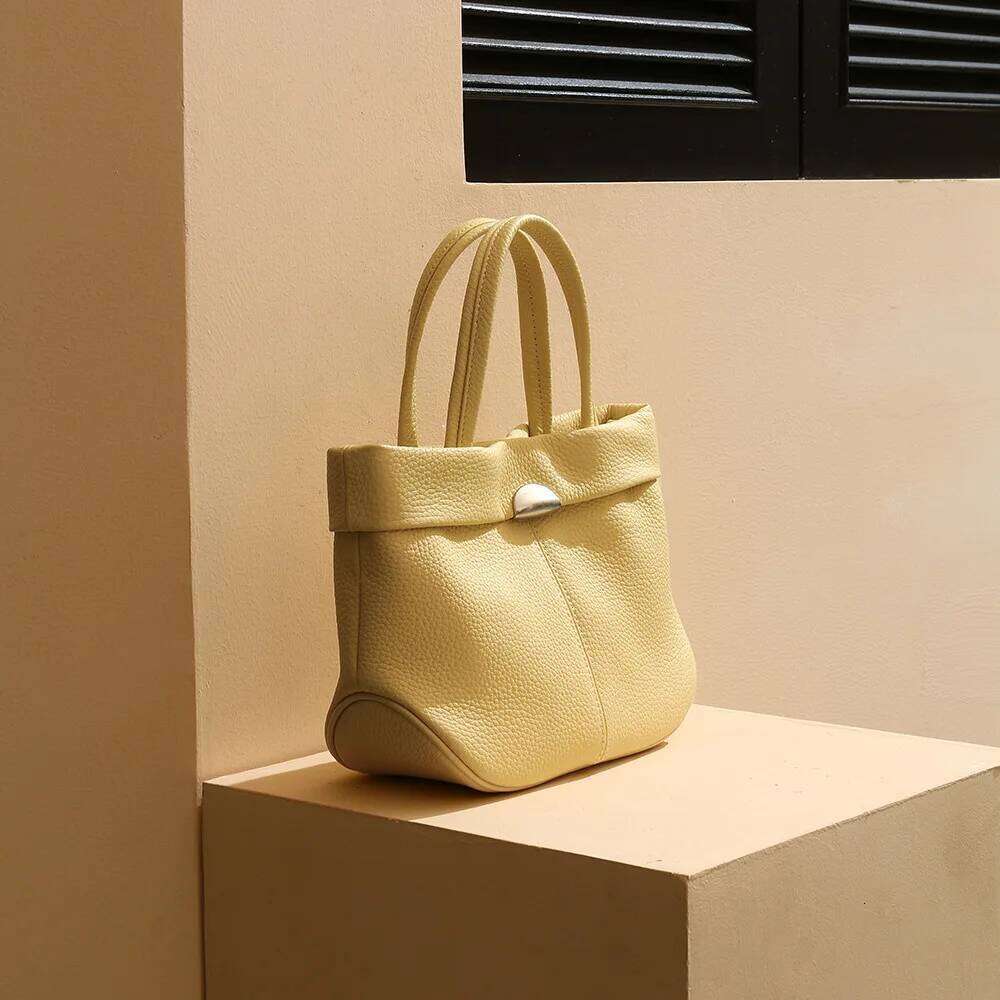 Women's Shoulder Bag cowhide Leather Female Party Handbag 2025 New Fashion Brand Tote Bags Women Commuting Bucket handags