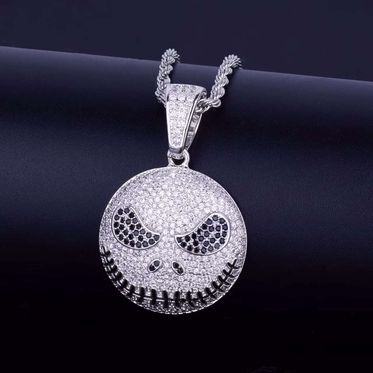New Arrivals 18K Gold .925 Silver Hip Hop Jewelry Jack Skellington Moissanite Pendant Necklace High Quality Pendants Charms