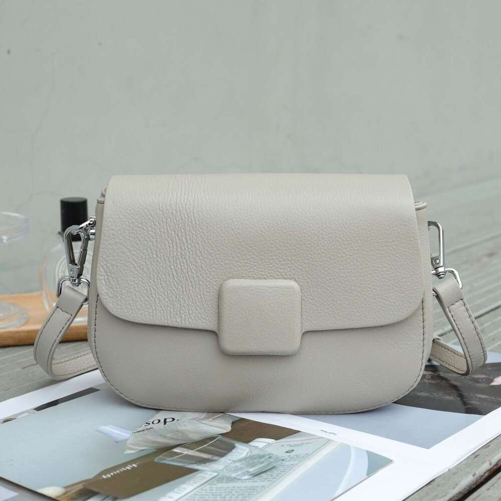 New Women's Fashionable Shoulder Simple Versatile Crossbody Small Square Bag Top Layer Cowhide 2025 Spring Summer