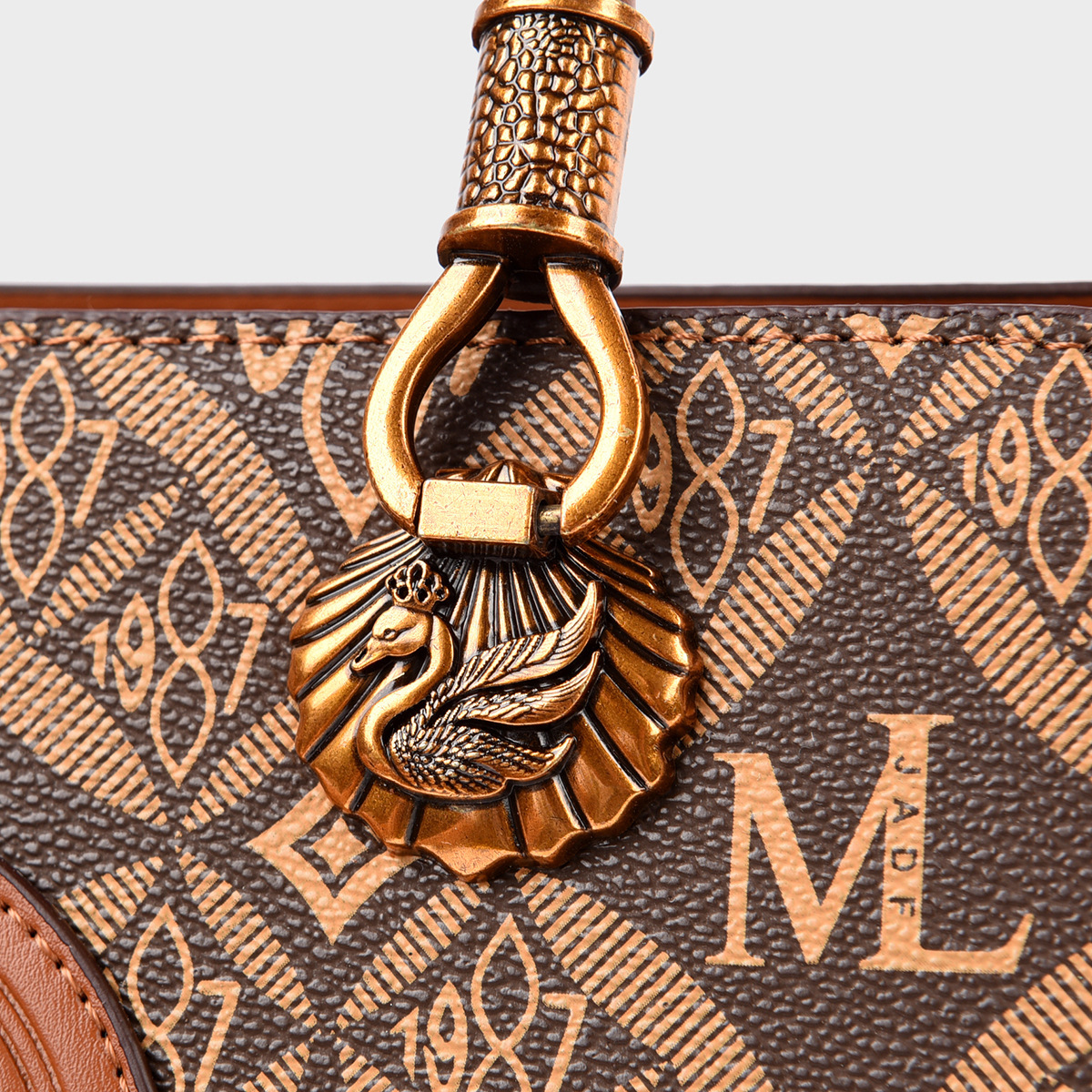 Free Shipping 2025 Summer New Designer Bag High-end Retro Fashion Handbag Multifunctional Women's Shoulder Bag Casual High-quality Shopping Bag