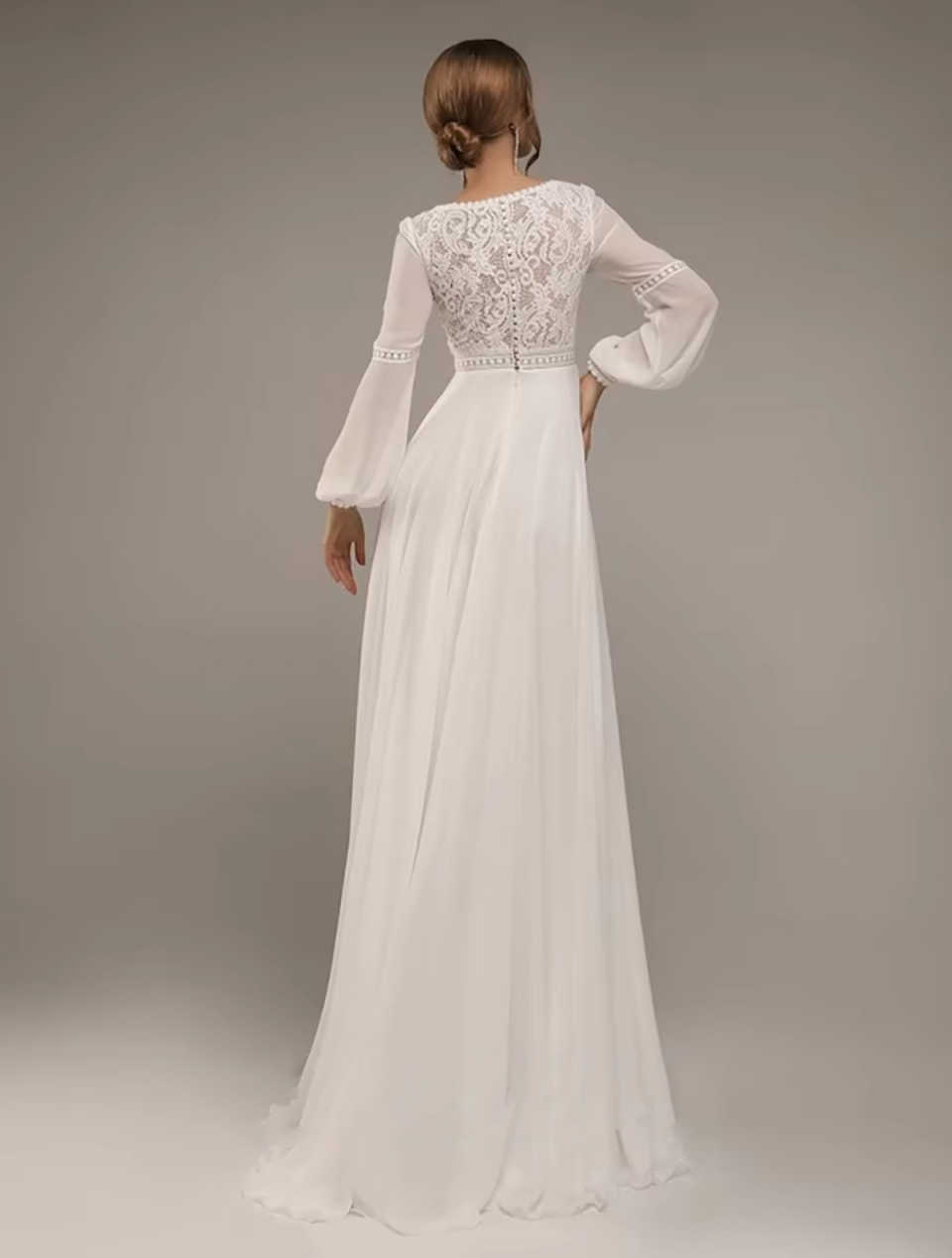 Exquisite Lace Wedding Dress A-Line Sleeveless Bride Gowns With Deep V-Neck Appliques Sweep Train Illusion New Gown Vestidos De Novia
