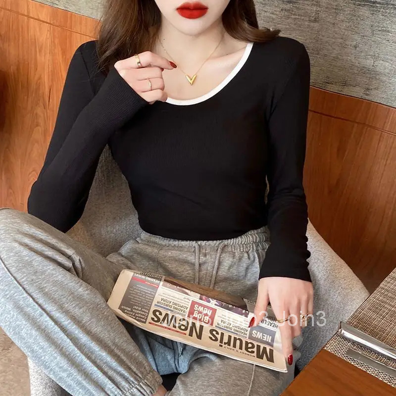 Female Tops 2025 Plain Womens T Shirts Slim Clothes Green Tshirts Aesthetic Tall Cool Kpop 2000s Korean Fashion Beautiful Tees