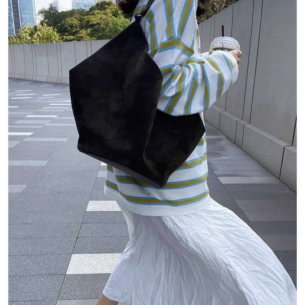 2025 New Style Handbag, Matte Leather Suede Dumpling Bucket Bag, Niche Single-Shoulder Tote Bag For Women
