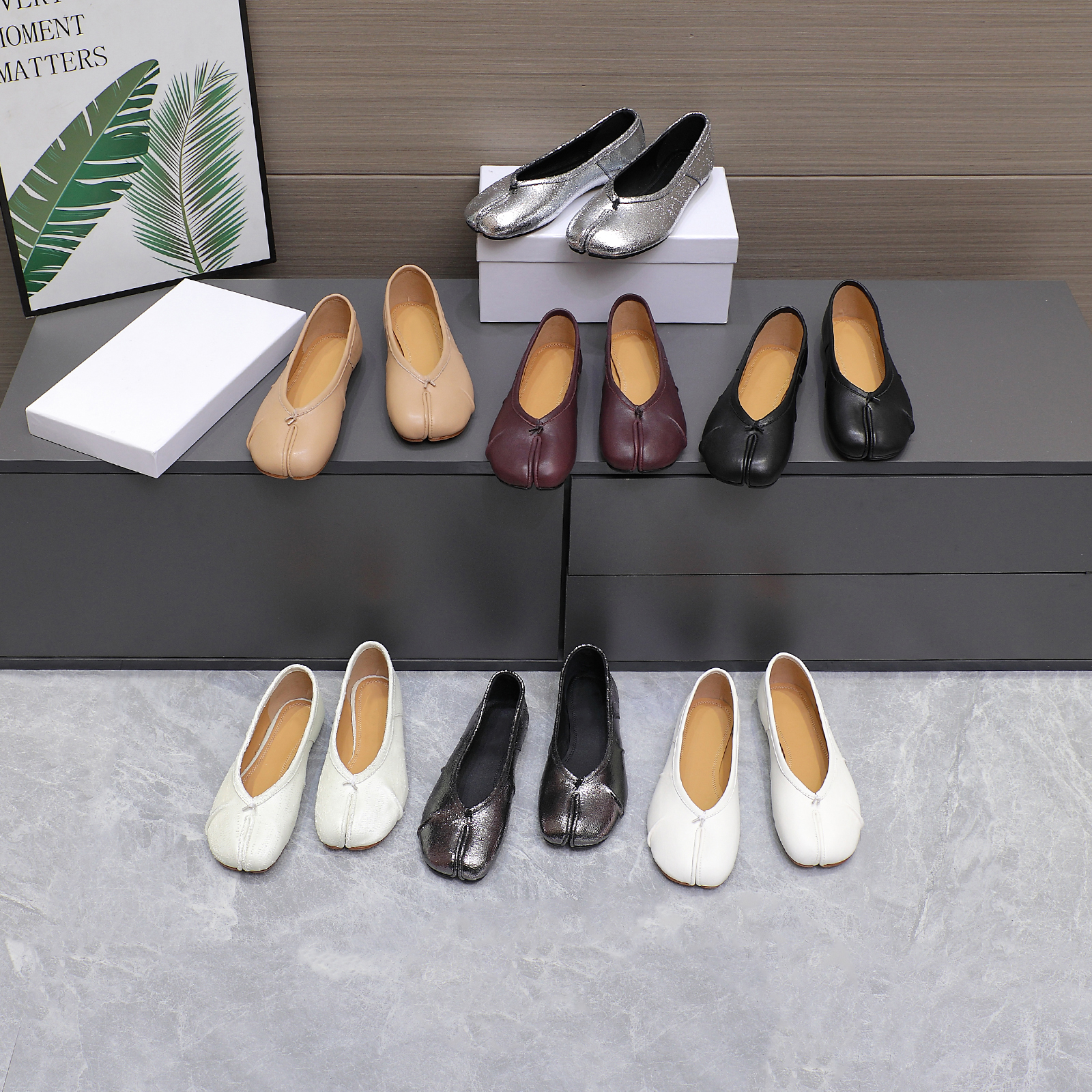 Tabi ballerina Shoes Luxury designer Shoess Classic Casual Shoess Ballet Flat Shoess Ankle Shoess Lamb Leather Top factory Shoess 88