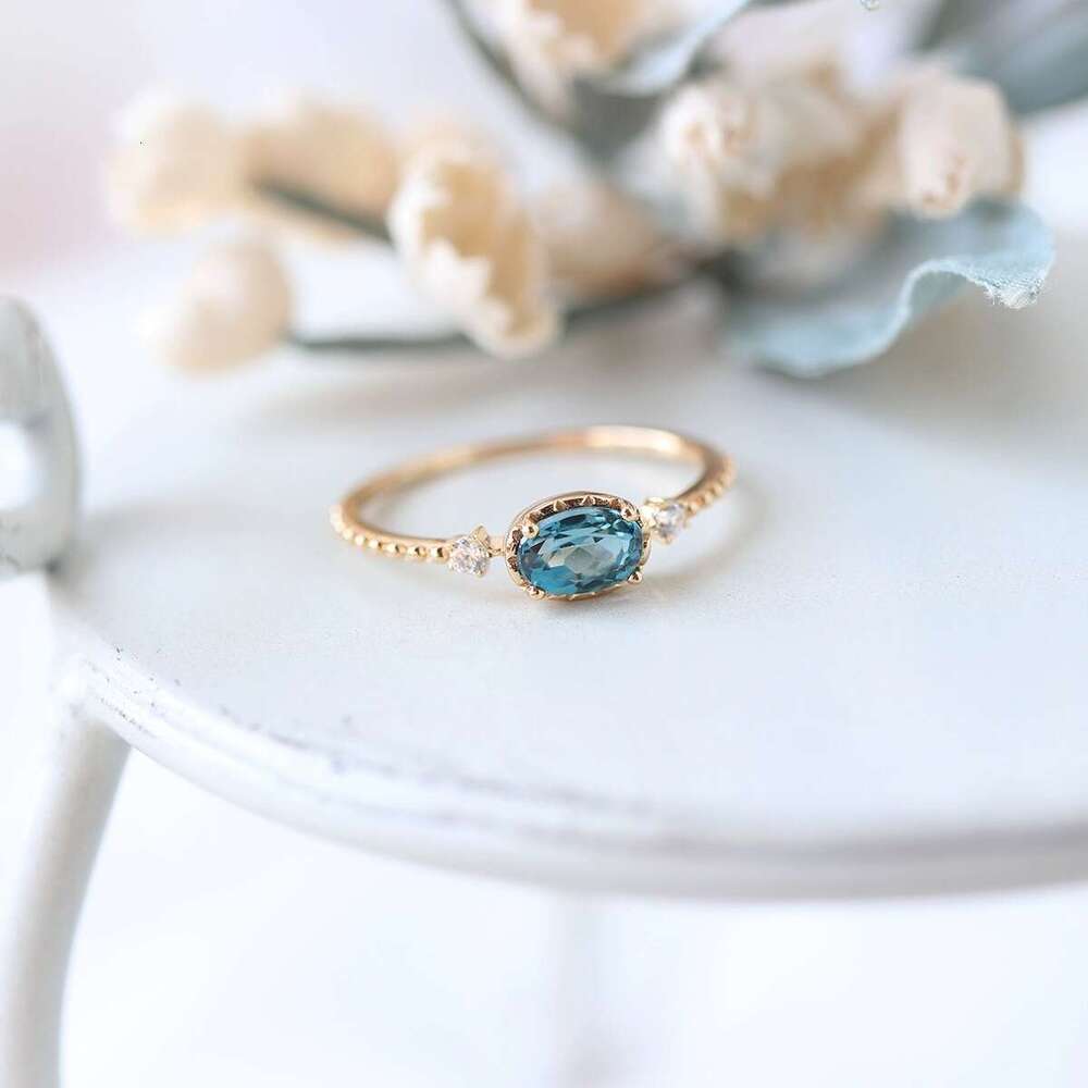 Wulin High Imitation Topaz Light Luxury Niche Oval London Blue Ring for Women