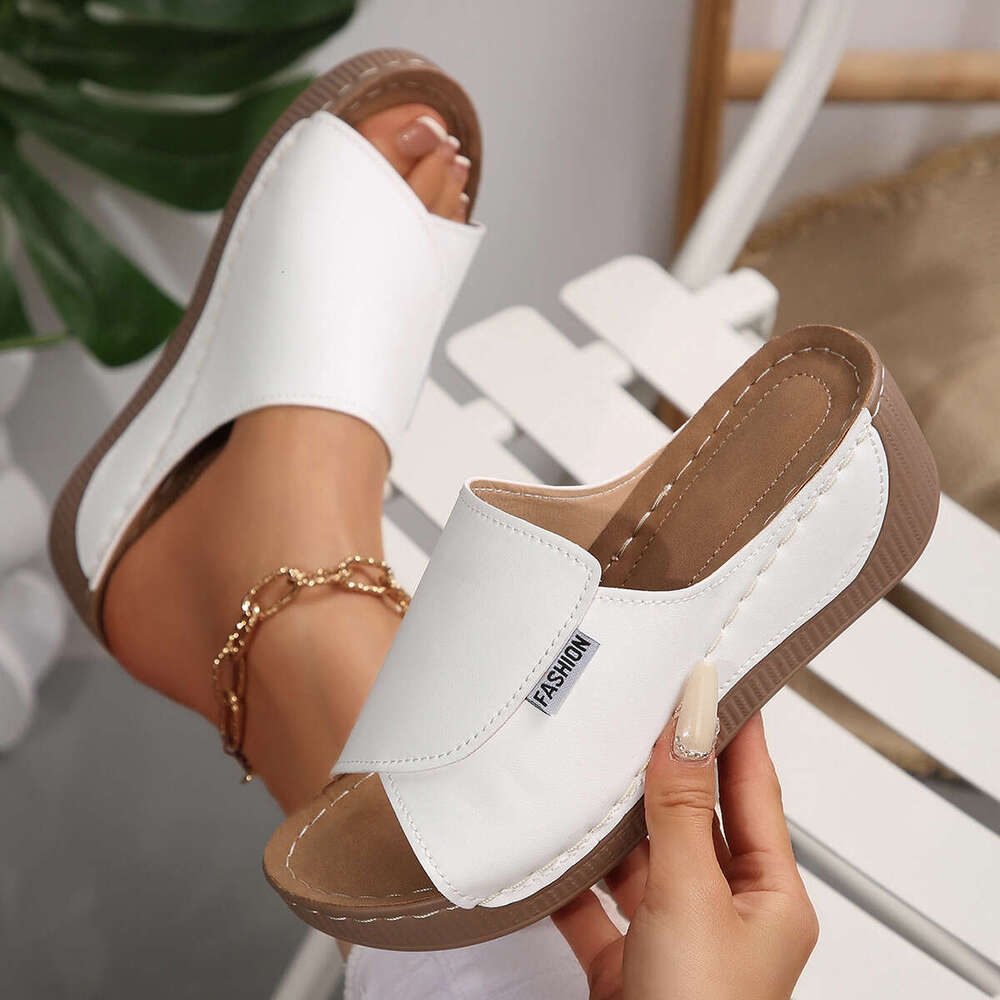 Summer New Wedge Fashion Peep Toe Lightweight Beach Women's Sandals for Outdoor Wear