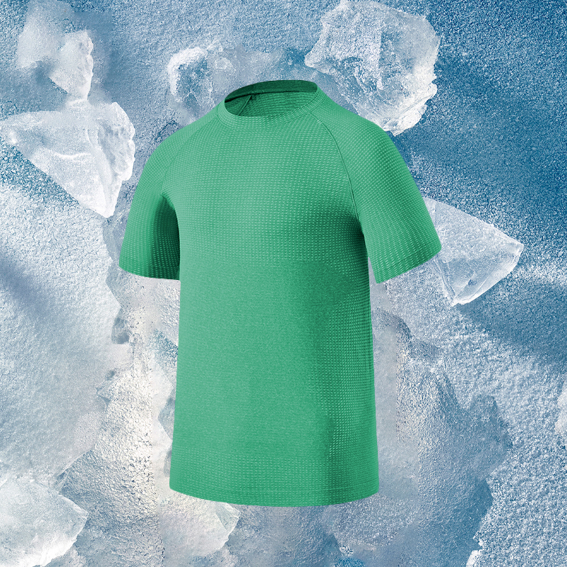 Breathable Athleisure Tee for Males Quick-Dry Material Ideal for Fitness and Everyday Wear During Summers
