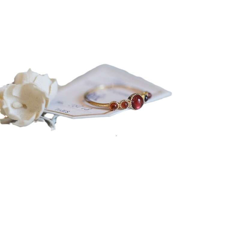 Rose Bouquet Brightening Natural Wine Red Garnet Light Luxury Romantic Women's Ring Elegant Style