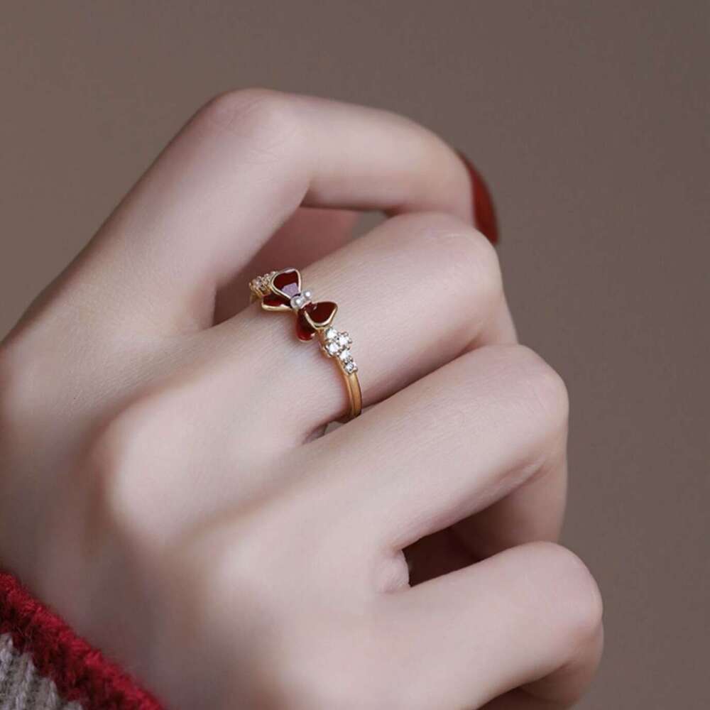 Gentle Bowknot for Women, Light Luxury Minimalist Style, High-end Sense, Fashionable Super Fairy Niche Design Ring Trend