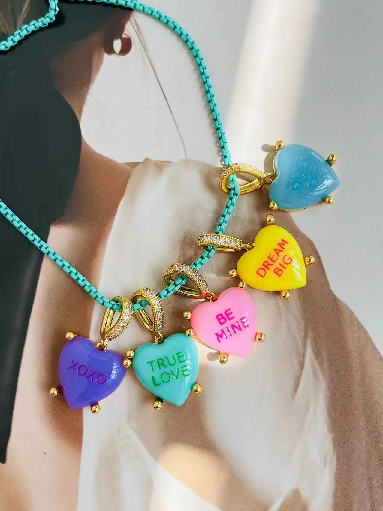 Colorful Heart Pendant Trendy English Words Resin Love Heart Zircon Charm Clavicle Chains Necklace for Women Y2K Fashion Jewelry W250618