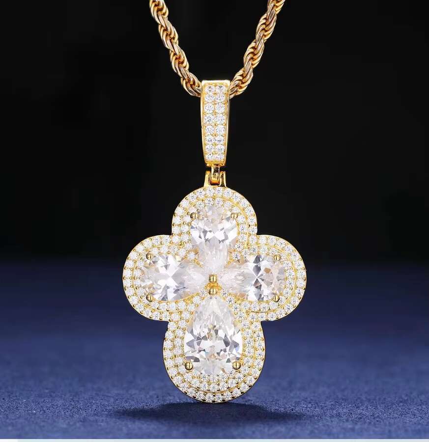 New Arrival Iced Christian Cross Pendant Solid 925 Sterling Silver with Moissanite Diamond Stone round Cross Necklace