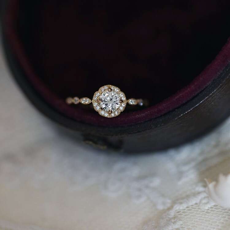 Mariage D'Amour Dream Wedding Fantasy Petal Full Inlaid Moissanite Light Luxury Versatile Ring