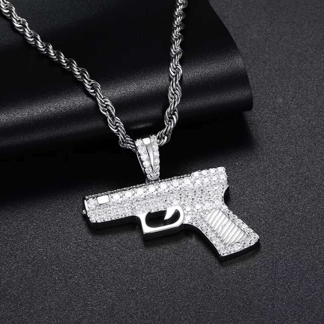 Small Pistol Gun Pendant 18K Gold 925 Sterling Silver Iced Hip Hop Style Full Moissanite Diamond Moissanite Pendants Charms
