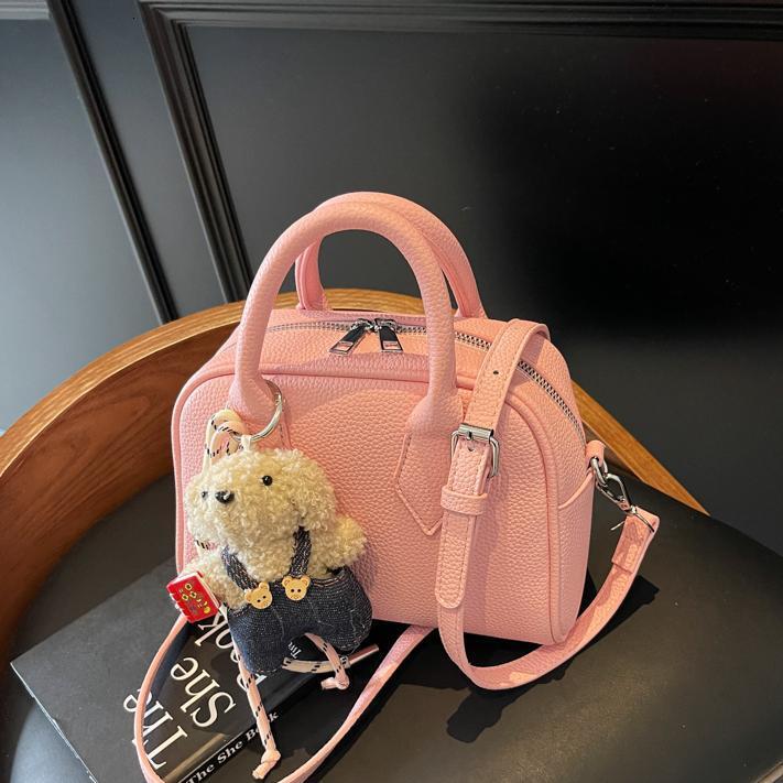 Free shipping designer Bag Niche High-end Handbag Bowling Bag Women Bag 2025 New Retro Fashion Shoulder Bag Textured Versatile Crossbody Bag