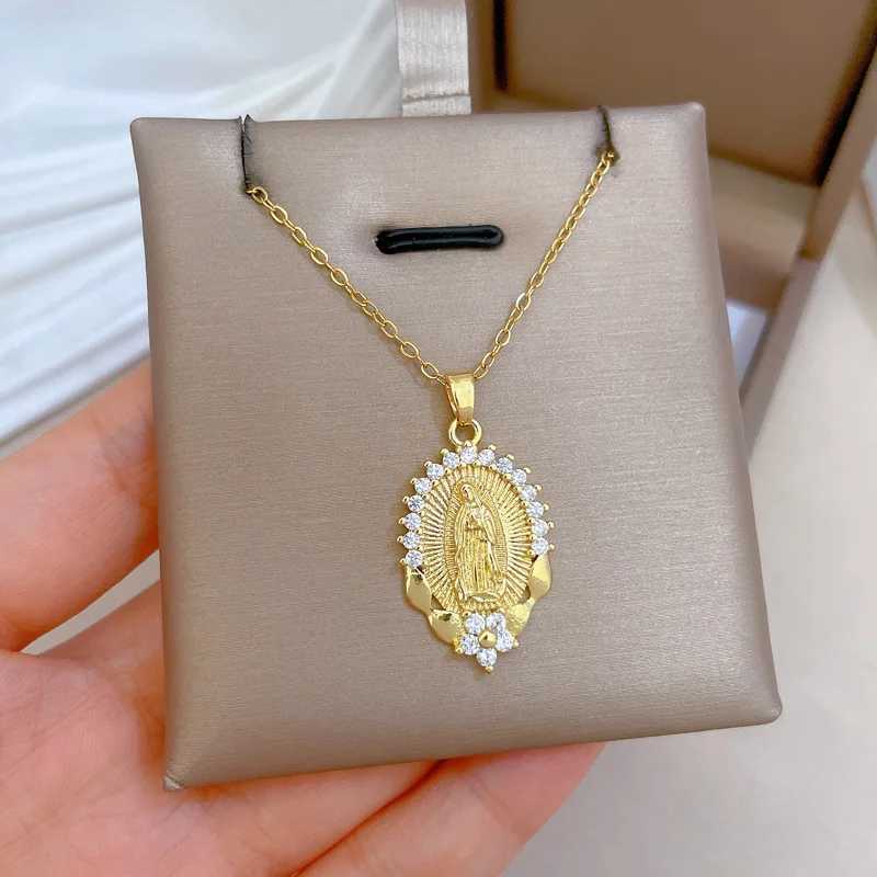 Fashion Exquisite Gorgeous Virgin Mary Necklace Classic Personalized Flower Hundred Stainless Steel Lucky Girl Party Gift W250618