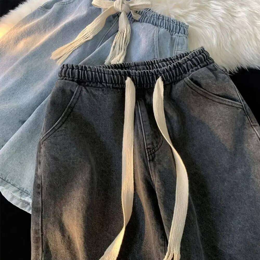 Casual Lightweight Mens Denim Bottoms Featuring Adjustable Belt Loops & Handy Storage Pouches