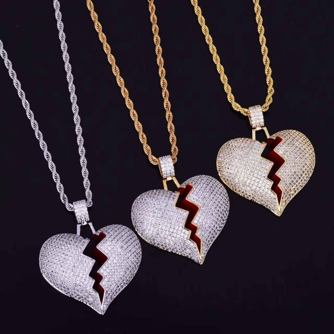 New Trendy 18K Gold 925 Silver Hip Hop Style Broken Heart Moissanite Pendant Necklace Unique Fashionable Pendants Charms