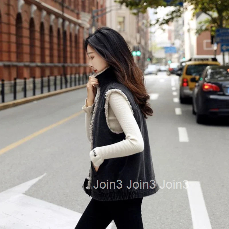 Warm Black Lady Giletes Clothes Fashion 2025 Autumn Insulated Womens Lamb Plush Vests Lightweight Padded Youthful Elegant Cheap