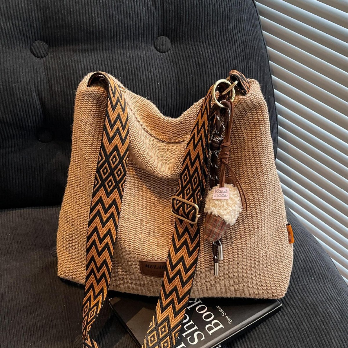 Free shipping designer Summer Trend Straw Bag for Women 2025 New Beach Vacation Commuter Woven Bag Large Capacity High-end Tote Bag